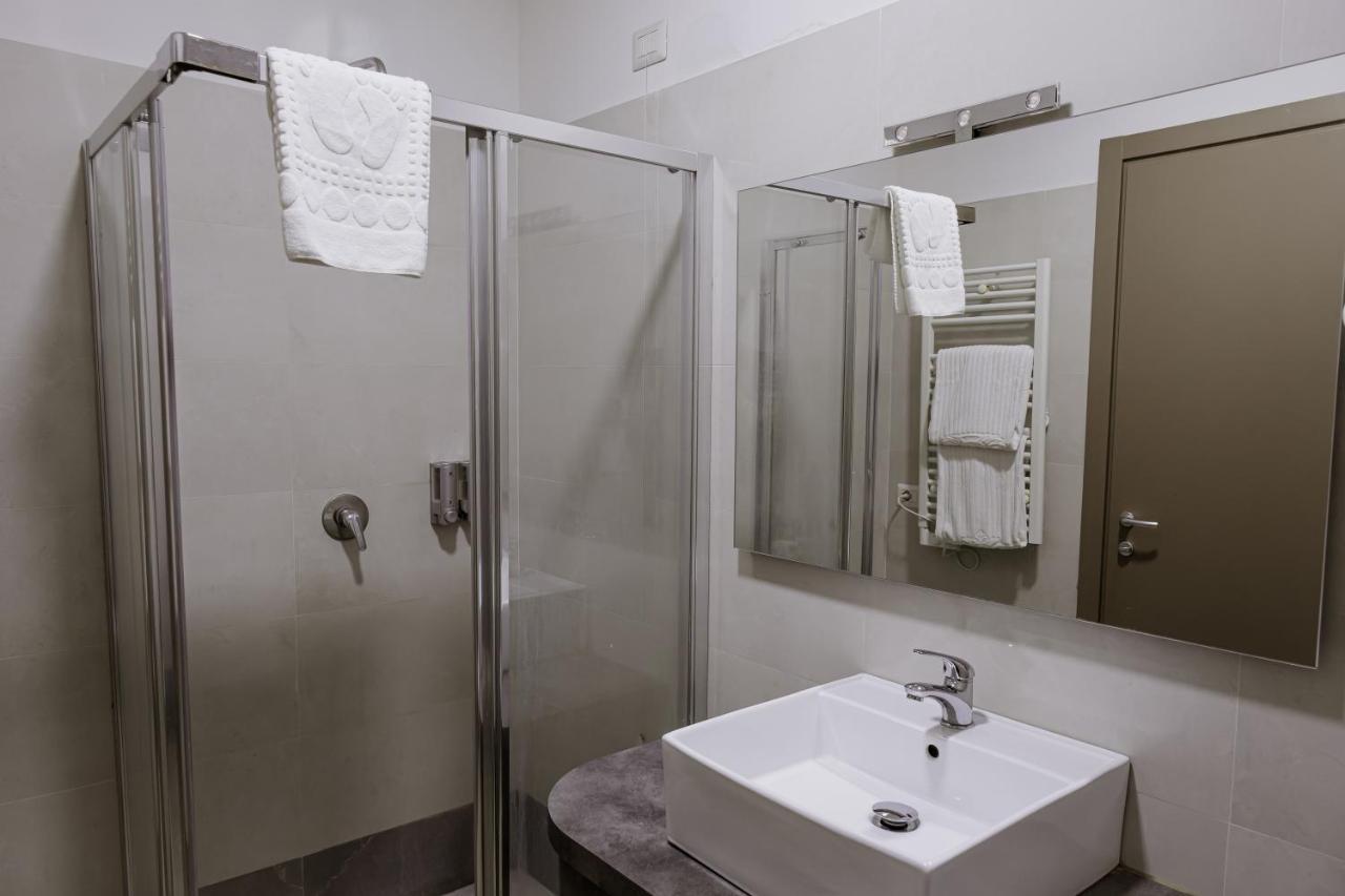 ססטו סן ג'ובני Queen Hotel מראה חיצוני תמונה