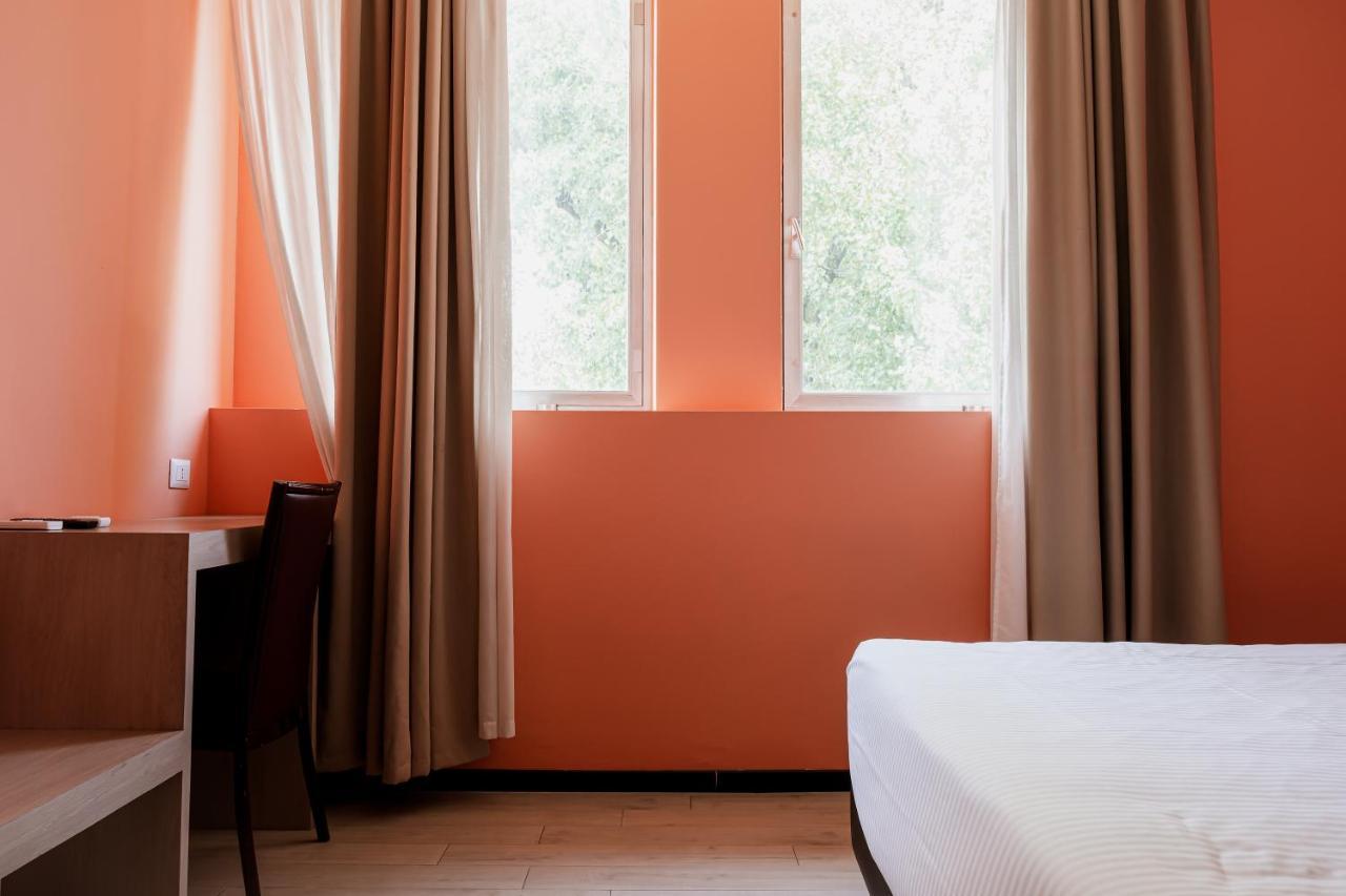 ססטו סן ג'ובני Queen Hotel מראה חיצוני תמונה